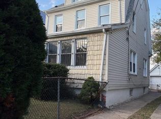 21511 111th Rd, Queens Village, NY 11429