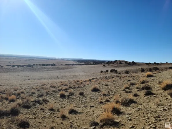 11 S County Rd, Duchesne, UT 84021