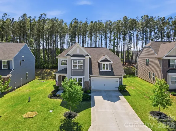 129 Slip Shot Ln, Troutman, NC 28166