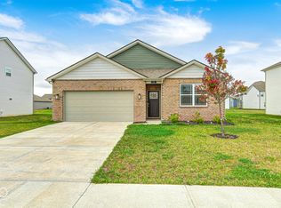 71 Varner Dr, Whiteland, IN 46184