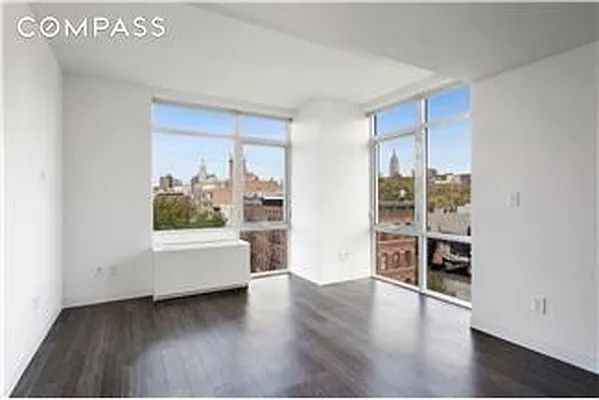 Rented by Compass | media 41