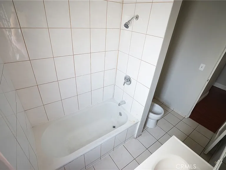 1336 Elm St #2 — Photo 25