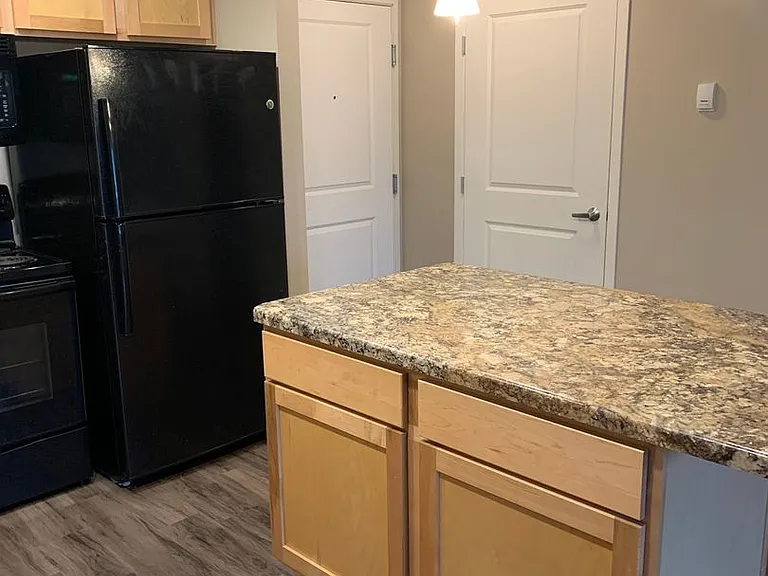 Aspen Trail Apartments — Photo 42