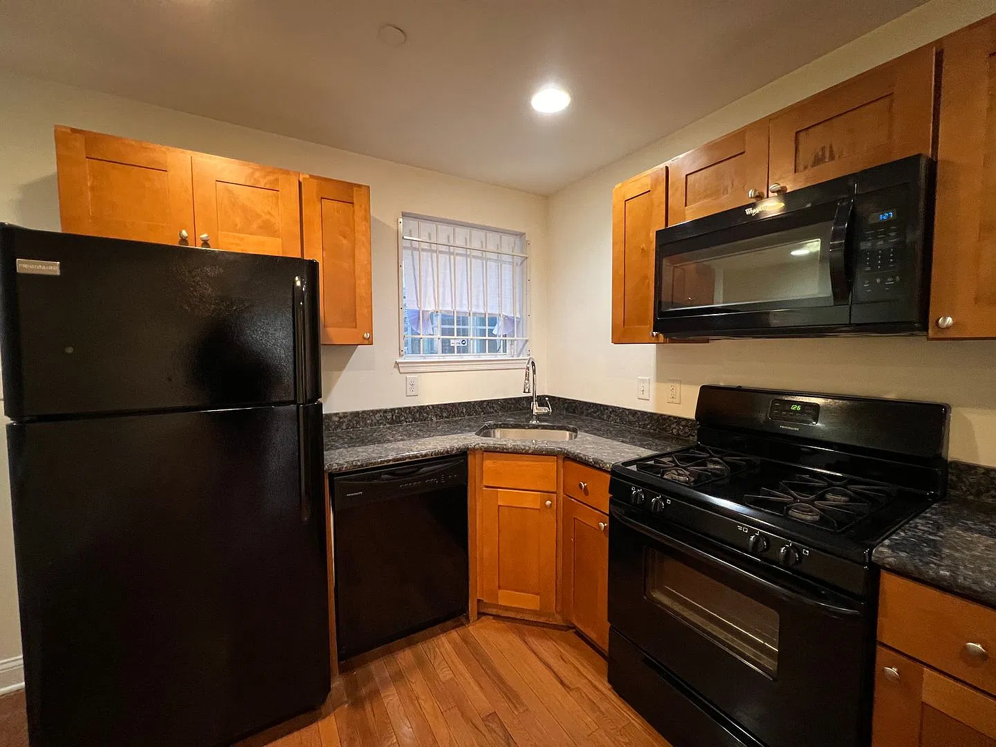 2219 N Camac St — Photo 2