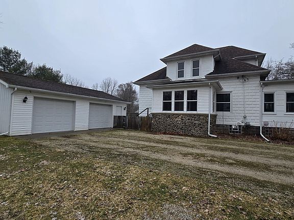 2nd image of 426 S Webster St