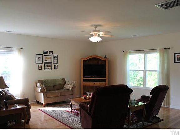 3rd image of 1207 Montreux Dr