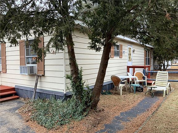 2nd image of 58 Wright Way