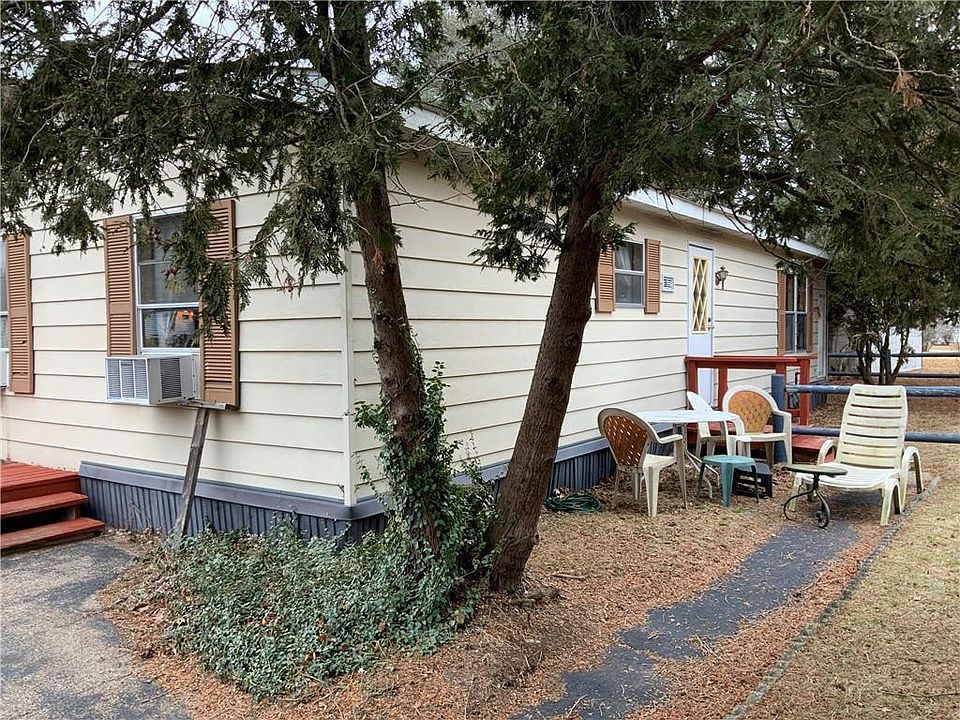 2nd image of 58 Wright Way