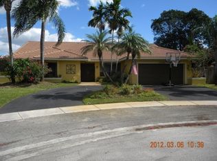 1660 NW 100th Way, Plantation, FL 33322