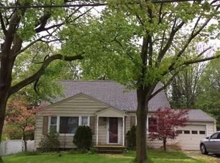 112 Marian Dr, Syracuse, NY 13219