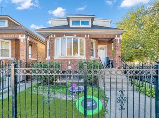 2011 W 71st St, Chicago, IL 60636