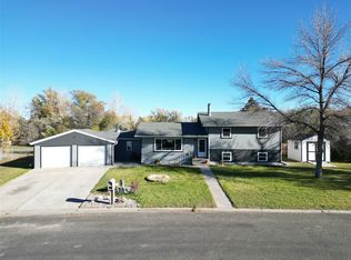 6325 Blackfoot Dr, Helena, MT 59602