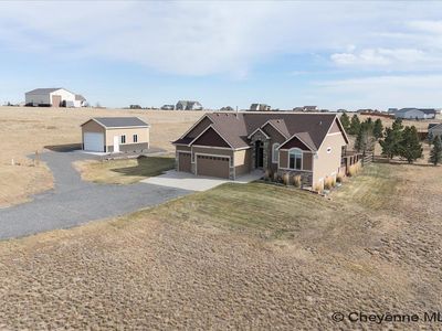 10401 Steamboat Ln, Cheyenne, WY, 82009