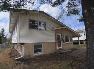 1056 Irwin Ave, Des Plaines, IL 60018
