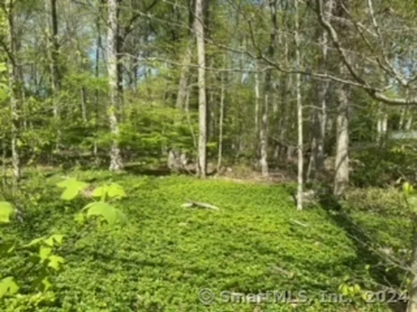 Lockwood Circle, Westport, CT 06880