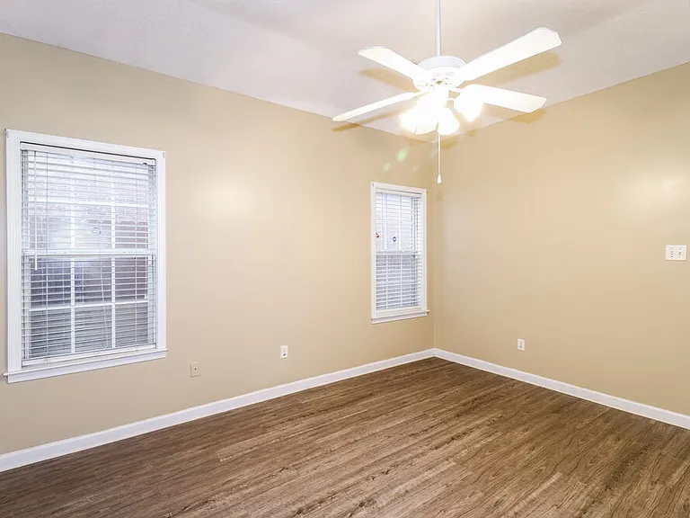 8691 Overcup Oaks Dr — Photo 14