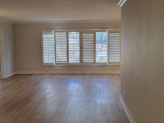 5th image of 434 S Canon Dr APT 104