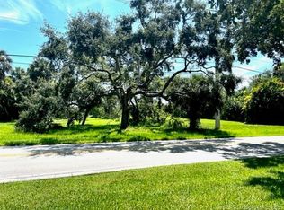 140 N Sewalls Point Rd, Sewalls Pt, FL 34996