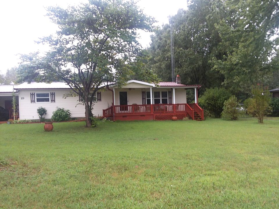 1st image of 19 White Oak Cir
