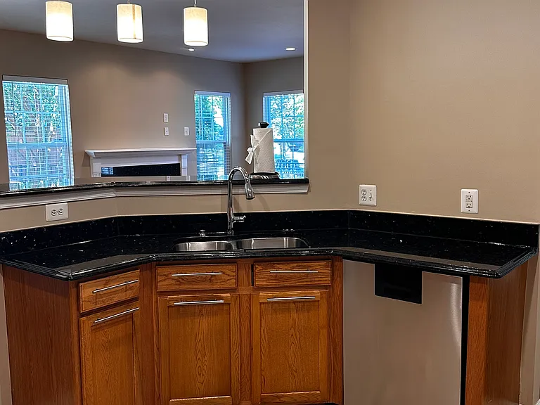 9570 Linnett Hill Dr — Photo 14