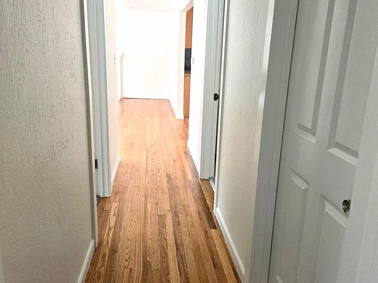 3613 Grandview Dr W — Photo 16