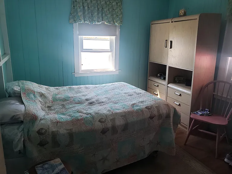 178 Beach Ave — Photo 11