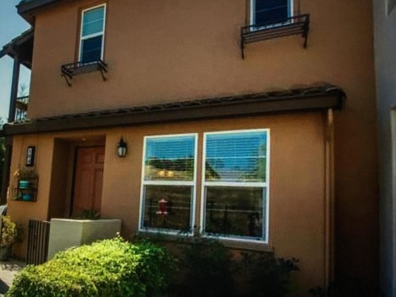 3rd image of 415 Anchor Ln APT 104
