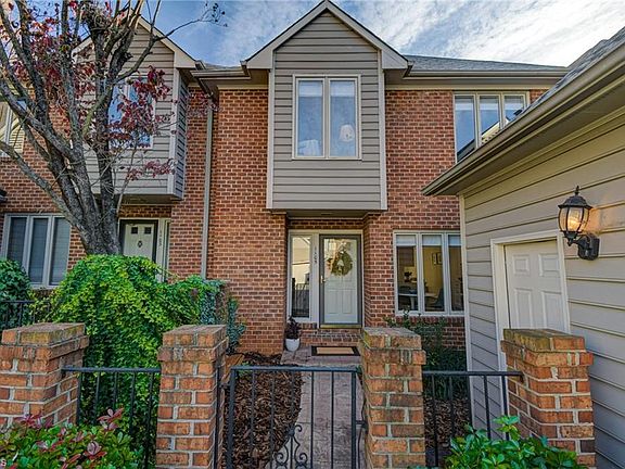 2nd image of 1105 Chipping Ct