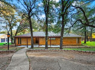 2309 Los Robles St, Grapevine, TX 76051