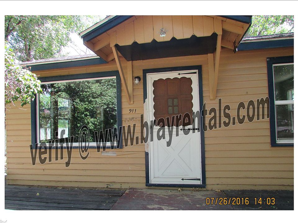 911 Orchard Ave. front