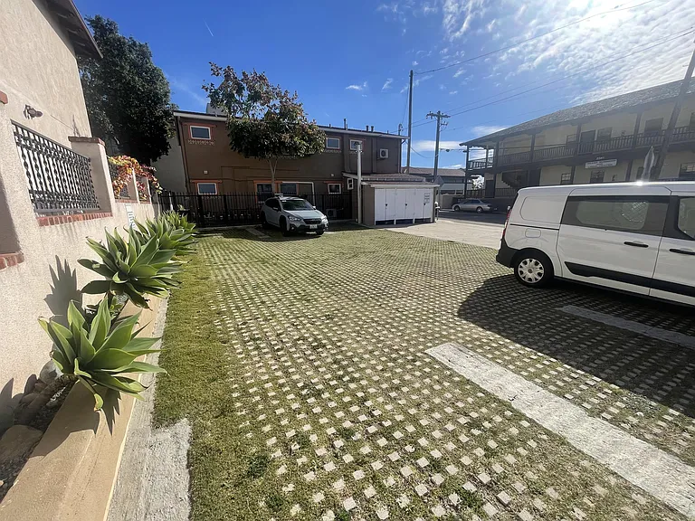 2340 Jefferson St #3 — Photo 17