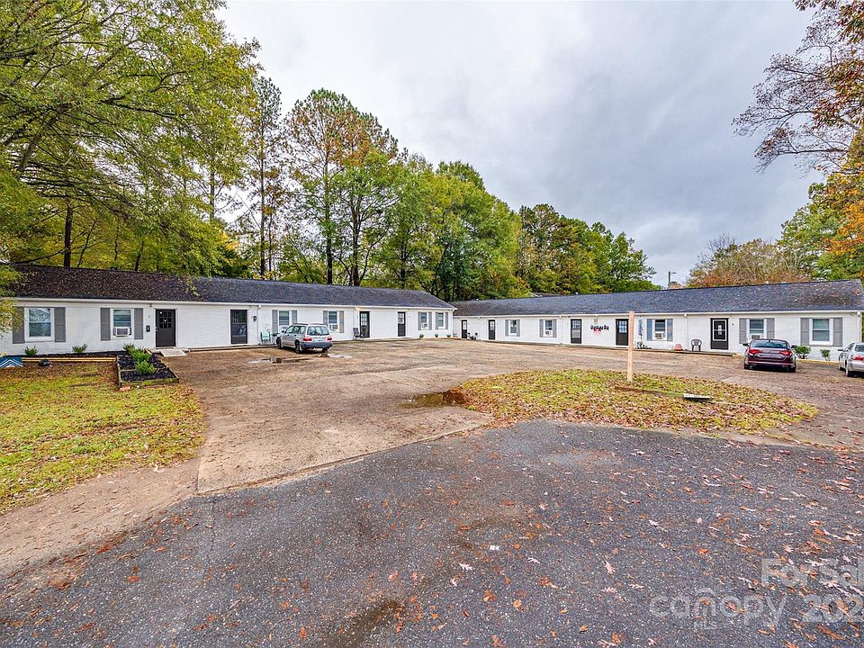 1st image of 595 Betty St