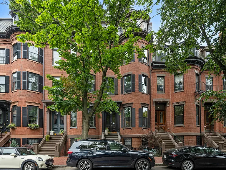 79 Montgomery St #2 — Photo 21