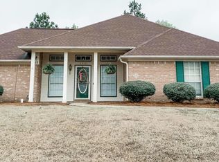 2615 Mahogany Dr, Tupelo, MS 38801