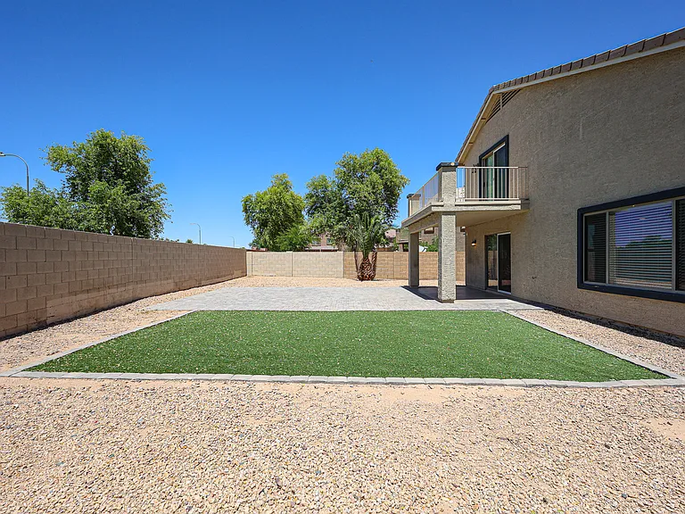 3402 S 82nd Ln — Photo 19