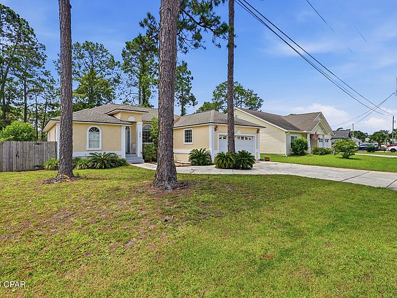 4th image of 208 Palm Cir
