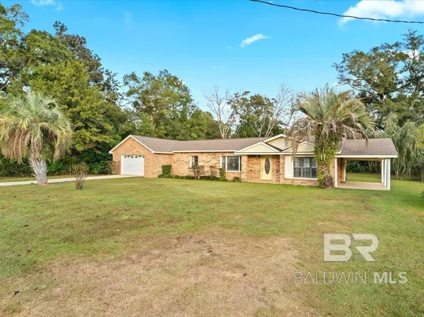 404 NW 3rd St, Summerdale, AL 36580