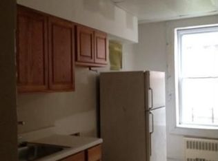 8214 5th Ave, Brooklyn, NY 11209