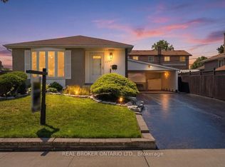 1331 Tatra Dr, Pickering, ON L1W 1K5