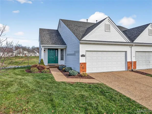 127 Maryland Dr #89A, O'Fallon, MO 63366