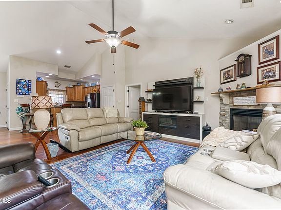 2nd image of 2118 Zion Dr
