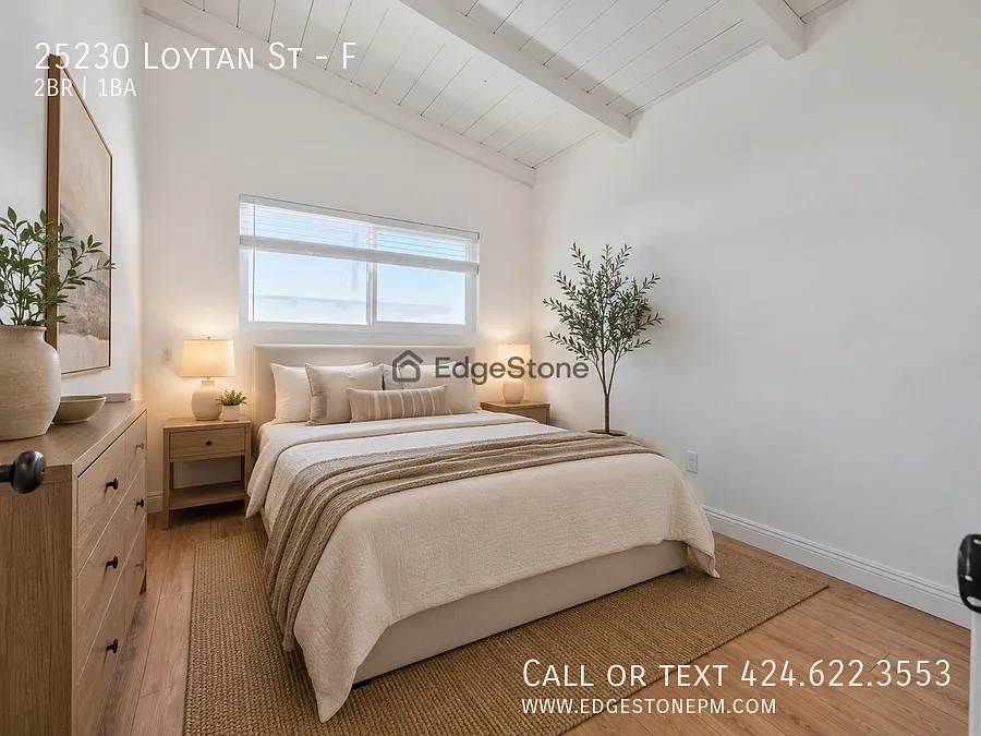 Stunning 2-Bedroom Apartment in Torrance's Walteria Neighborhood — Photo 4