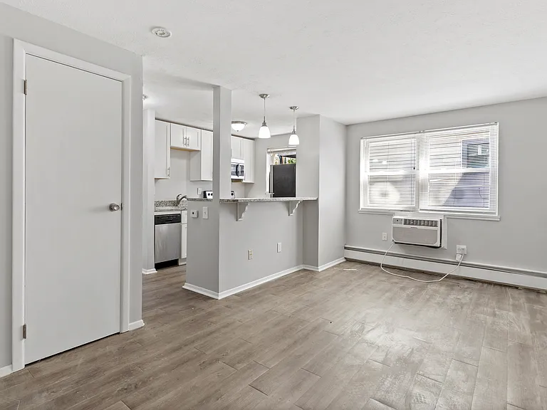 3501 Clinton Ave #103 — Photo 6