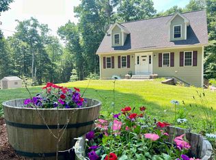 55 Spruce Cove Rd, Northwood, NH 03261