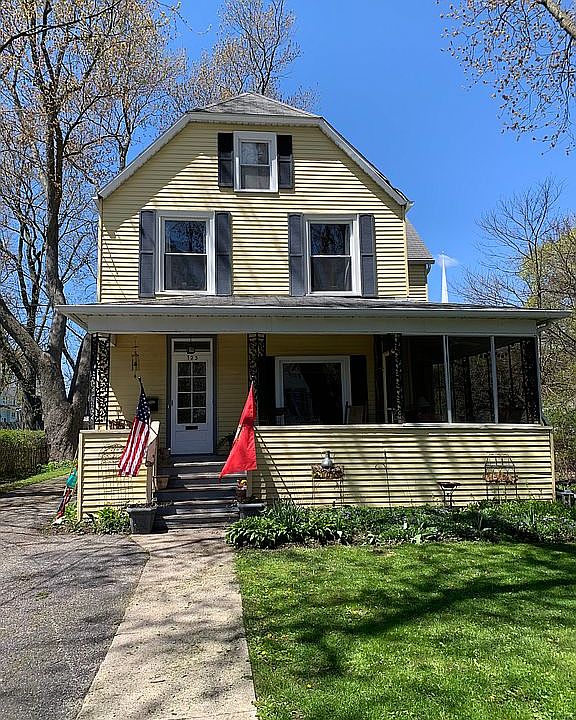 1st image of 123 N Stewart Ave