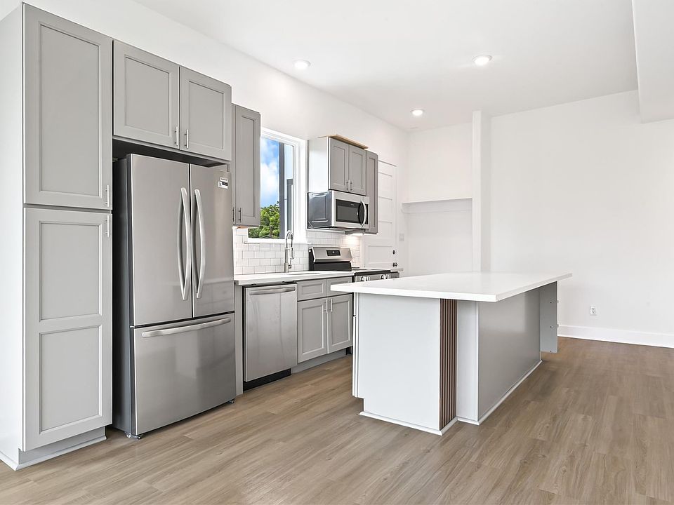 1st image of 4602 Clay St #B