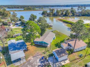 1575 Yaupon Cove Dr, Onalaska, TX 77360