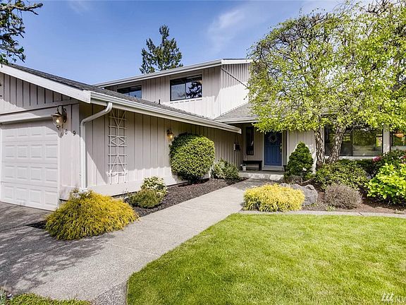 3rd image of 69 Silver Beach Dr
