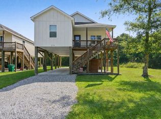 5114 Oak St, Bay Saint Louis, MS 39520