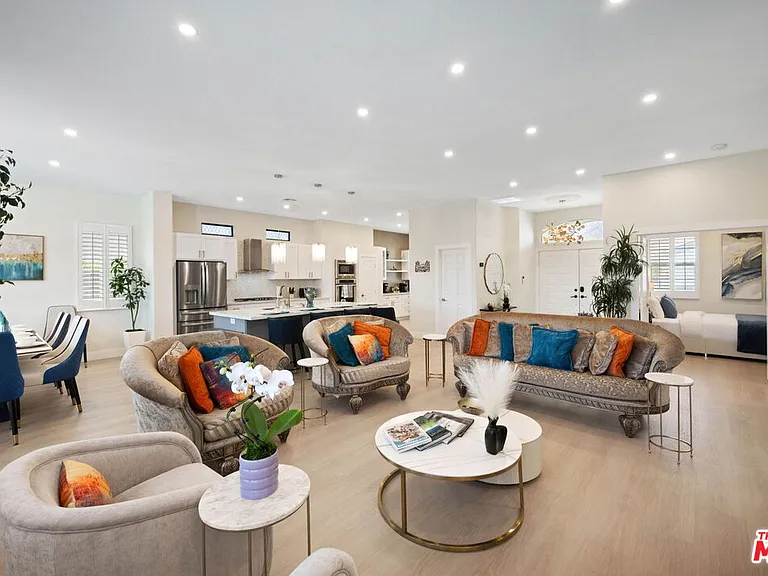 3260 N Avenida San Gabriel Rd — Photo 4